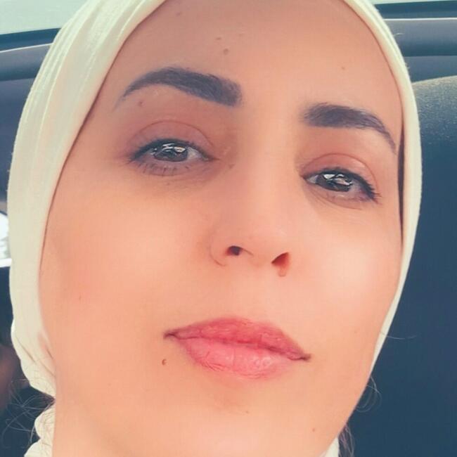 Babysitter in Grande-Synthe: Farida