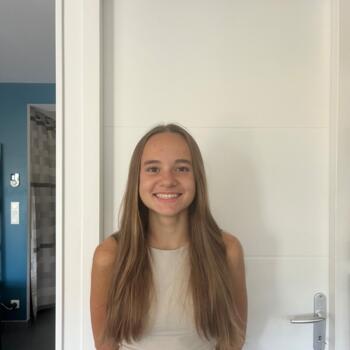 Babysitter in Domloup: Malia