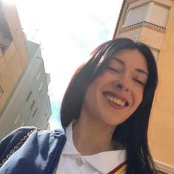 Niñera en Sagunto: Monica