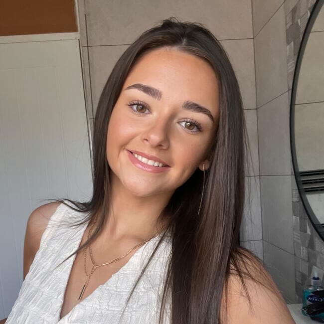 Babysitter in Portrush: Olivia