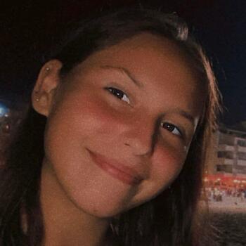 Babysitter in Funchal: Beatriz