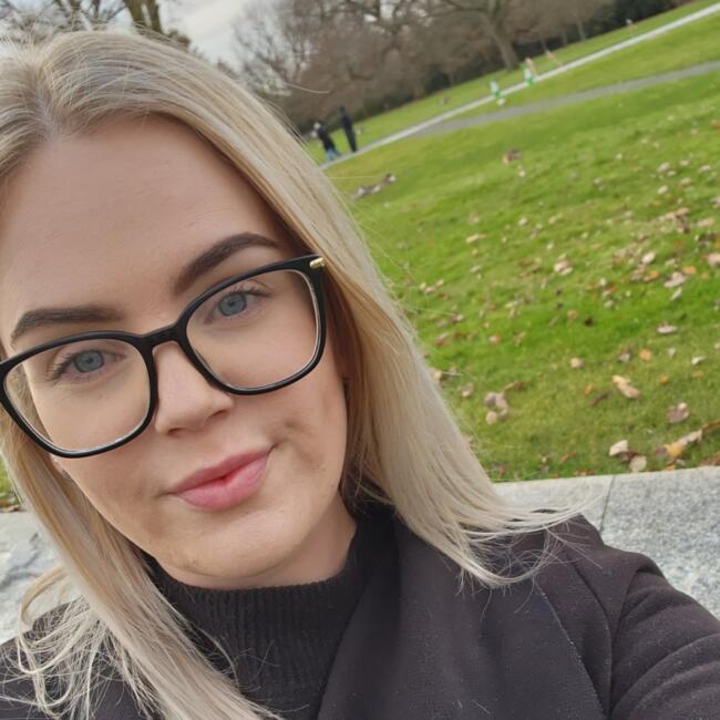 Babysitter in Tauranga: Emily