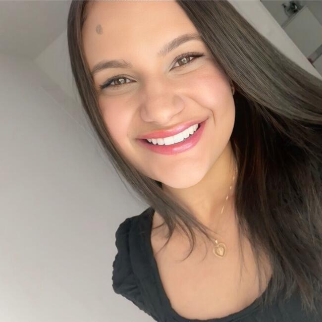 Babysitter in Noisiel: Lorenna