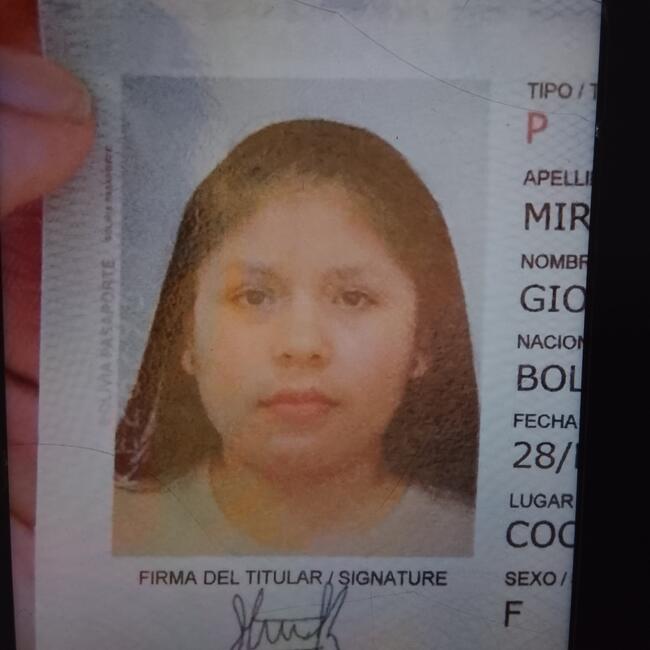 Canguro en Hospitalet de Llobregat: Giovana