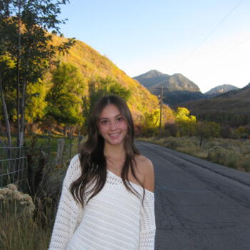 Babysitter in Gilbert: Addison