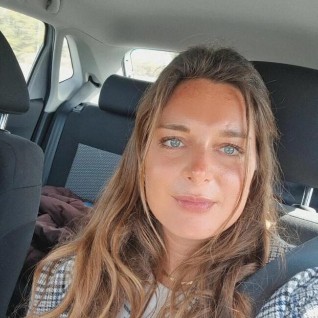 Babysitter in Bruges: Birgit