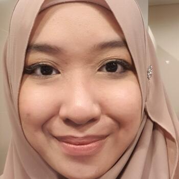 Babysitting job in Singapore Island: babysitting job Deenah
