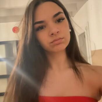 Babysitter Sainte-Croix-du-Mont: Chelsey