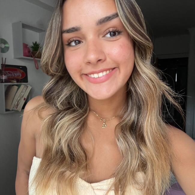 Babysitter em Corroios: Gabriela