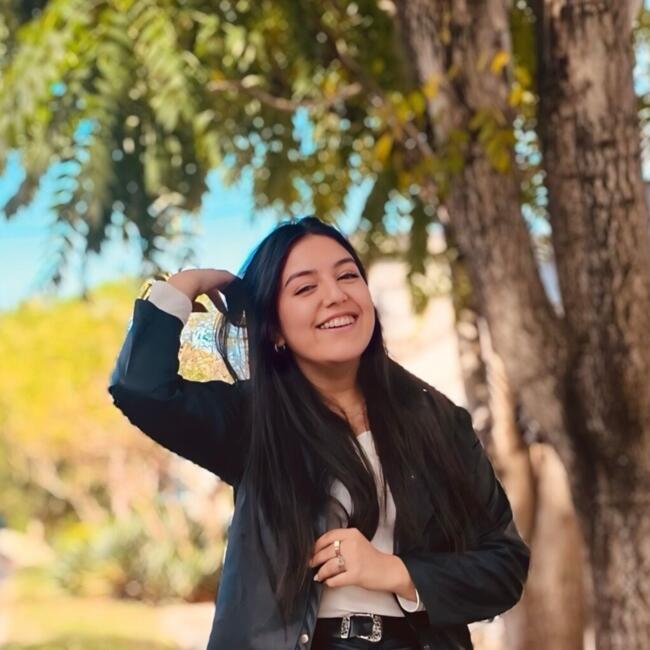 Babysitter in Canelones: Antonella 