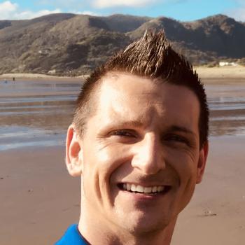 Auckland的保母: Myles