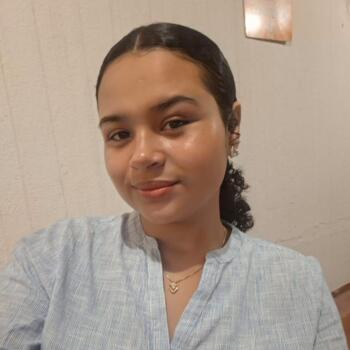 Babysitter in Fortaleza: Karolaine