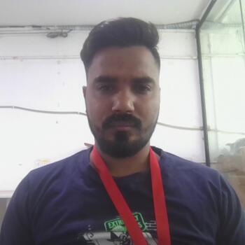 दिल्ली में बेबीसिटिंग की नौकरी: बेबीसिटिंग से जुड़े काम Rohan