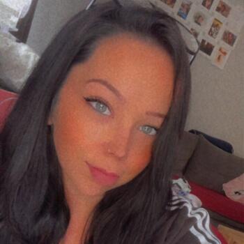 Babysitter in Stockerau: Jennifer