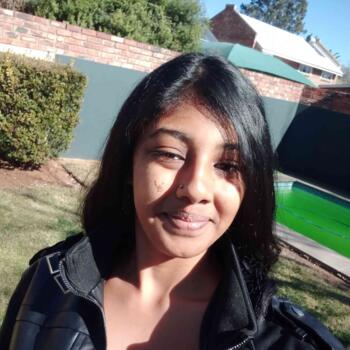 Babysitter in Phoenix: Sarina Jadene