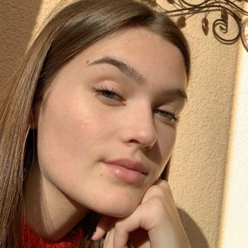 Barnvakt i Skultuna: Emilia