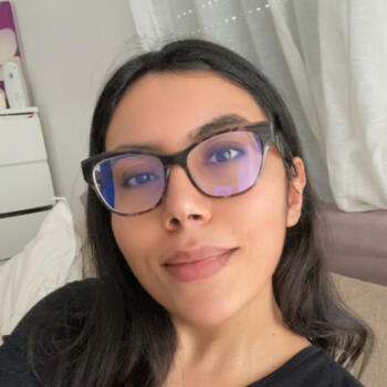 Babysitter in Mérignac: Imane