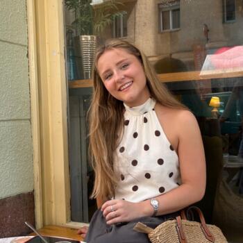 Babysitter in Madrid: Gabriela