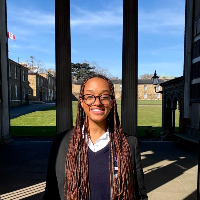 Babysitter in Milton Keynes: Adeola