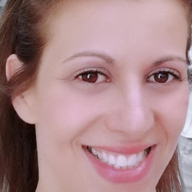 Babysitter in Korydallos: Δημητρα