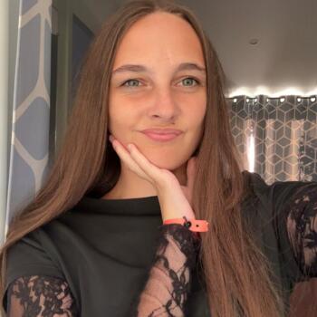Babysitter in Mayenne: Noella