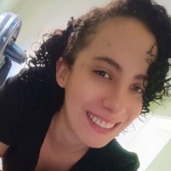 Babysitting job in Bauru: babysitting job Gabriela