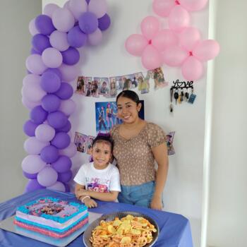 Padre/madre La Chorrera: Helen Castillo