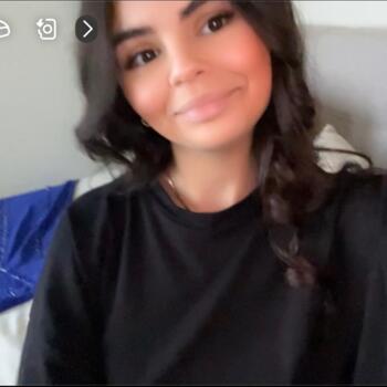 Babysitter in Mortsel: Lina