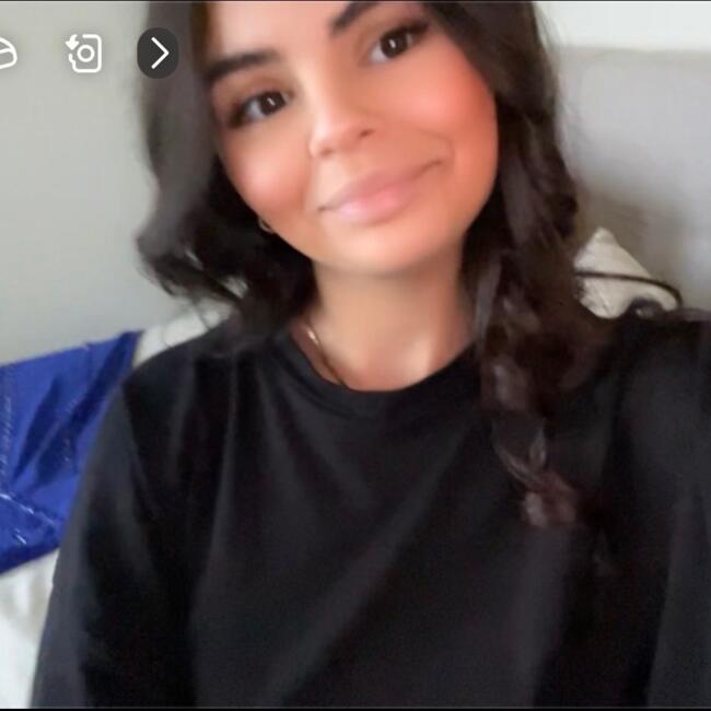 Babysitter in Mortsel: Lina