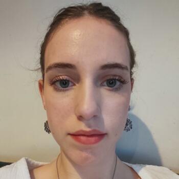 Babysitter in Bromley: Celia