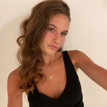 Bébiszitter: Solymár: Heni