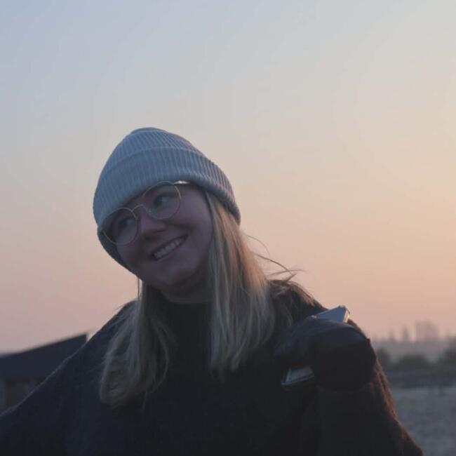 Babysitter in Montbazon: Perrine