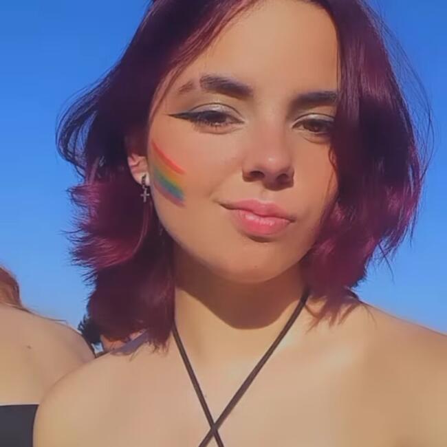 Babysitter em Aldeia de Paio Pires: Bruna