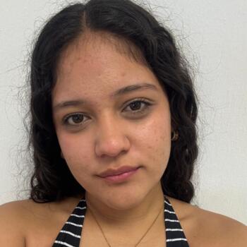 Babysitter in Mazatlán: Abril Estefany
