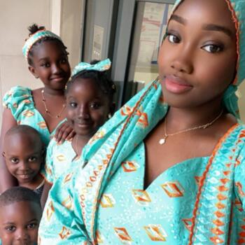 Babysitter in Stains: Megui