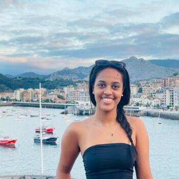 Babysitter in Los Angeles: Martina