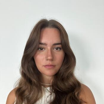 Babysitter a Mariano Comense: Elisa