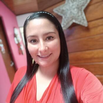 Babysitter in San Isidro (Vázquez de Coronado): María Fernanda
