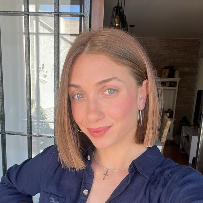 Babysitter in Dos Hermanas: Andrea