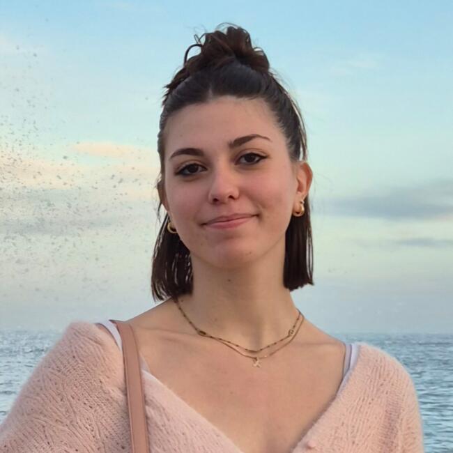 Babysitter in Béziers: Noëlie