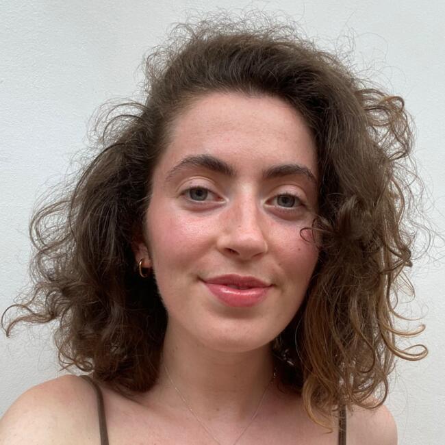 Babysitter in Ballydangan: Isobel