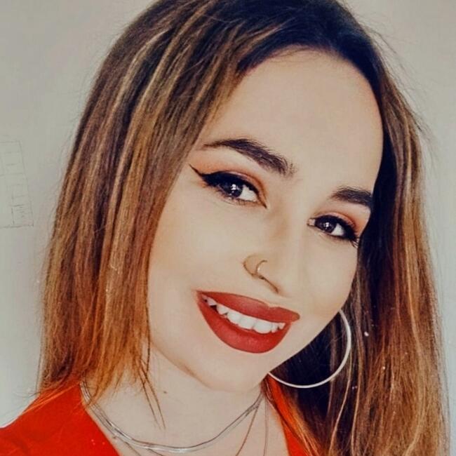 Babysitter in Anavyssos: Antigoni Karali