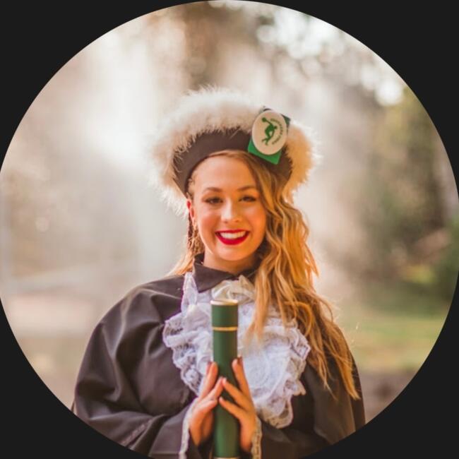 Babysitter in Florianópolis: Julia