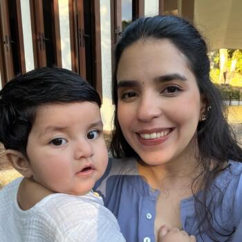 Babysitting job in San Salvador: Coralia