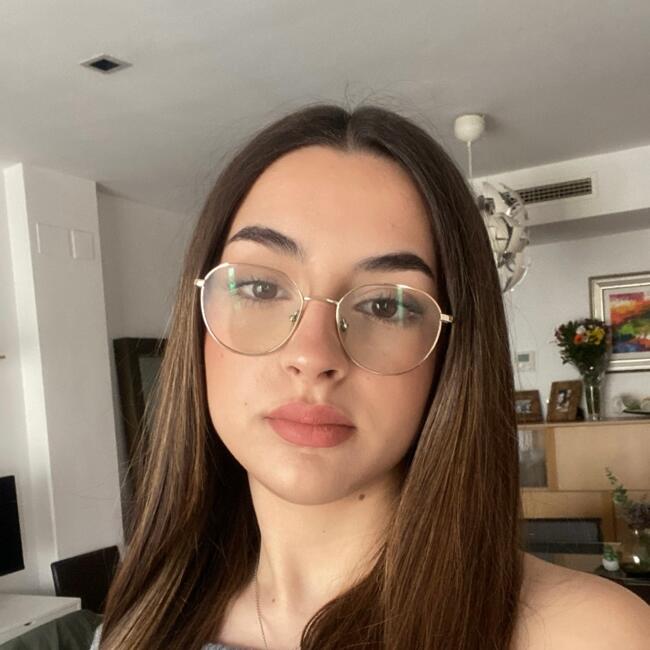 Babysitter in Canet d'En Berenguer: Alba