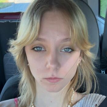 Babysitter in Poitiers: Cassi