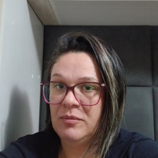 Babá em Santo André: Simone