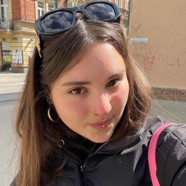 Babysitter in Corfu: Sofia