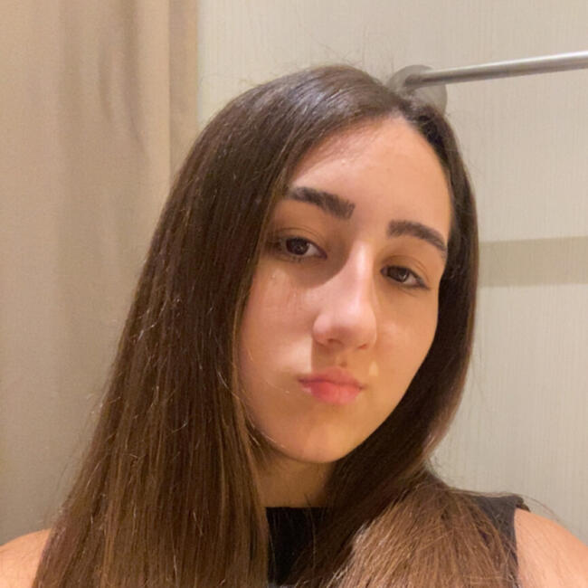 Babysitter em Porto Santo: Viviane