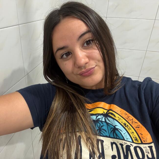 Canguro en Santander: Paula